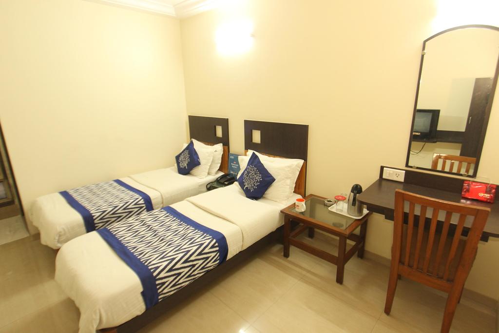 OYO Rooms Opposite Railway Station