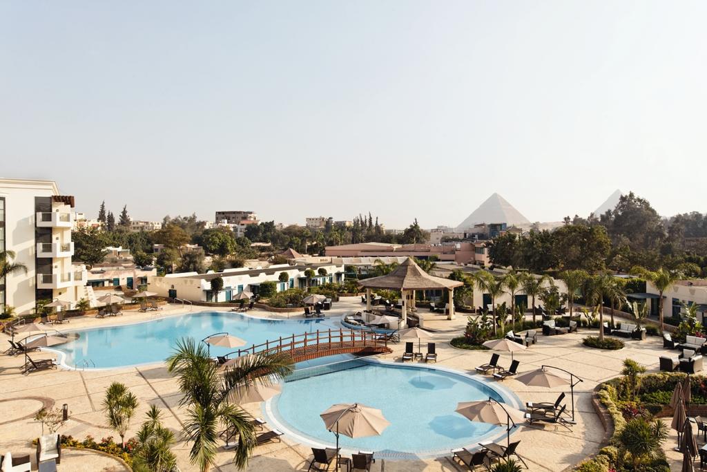 Cairo Pyramids Hotel