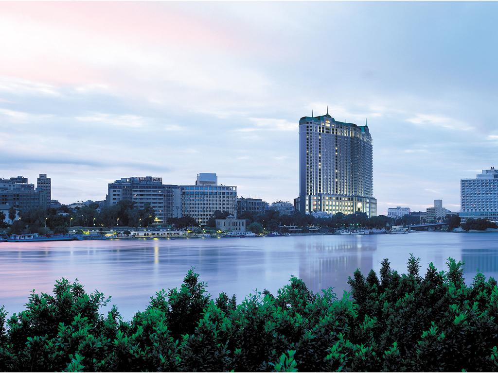 Four Seasons - Nile Plaza