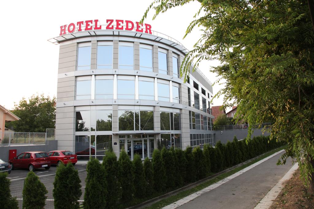 Garni Hotel Zeder