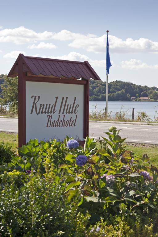 Knudhule Badehotel