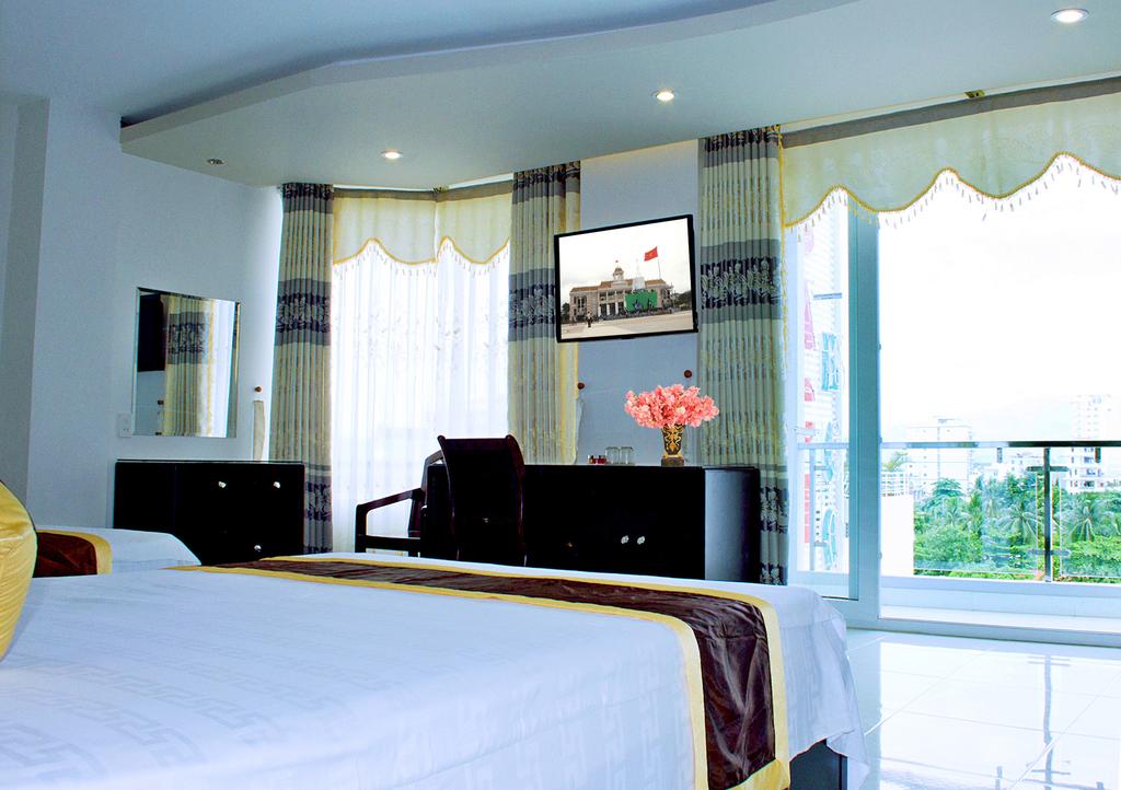 Bach Duong  Hotel