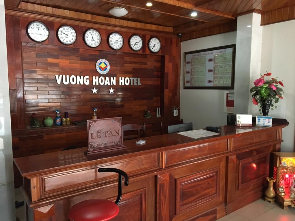 Vuong Hoan 2