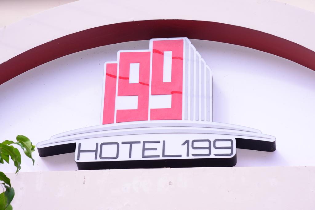 Hotel 199