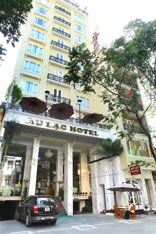 Au Lac II Hotel