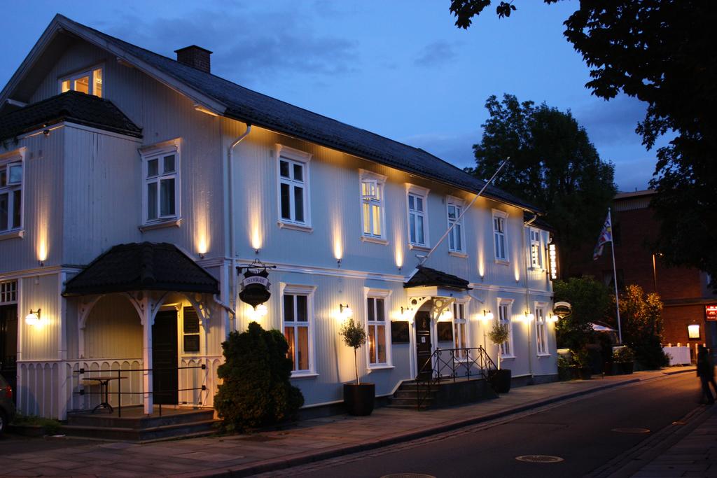 Reenskaug Hotel