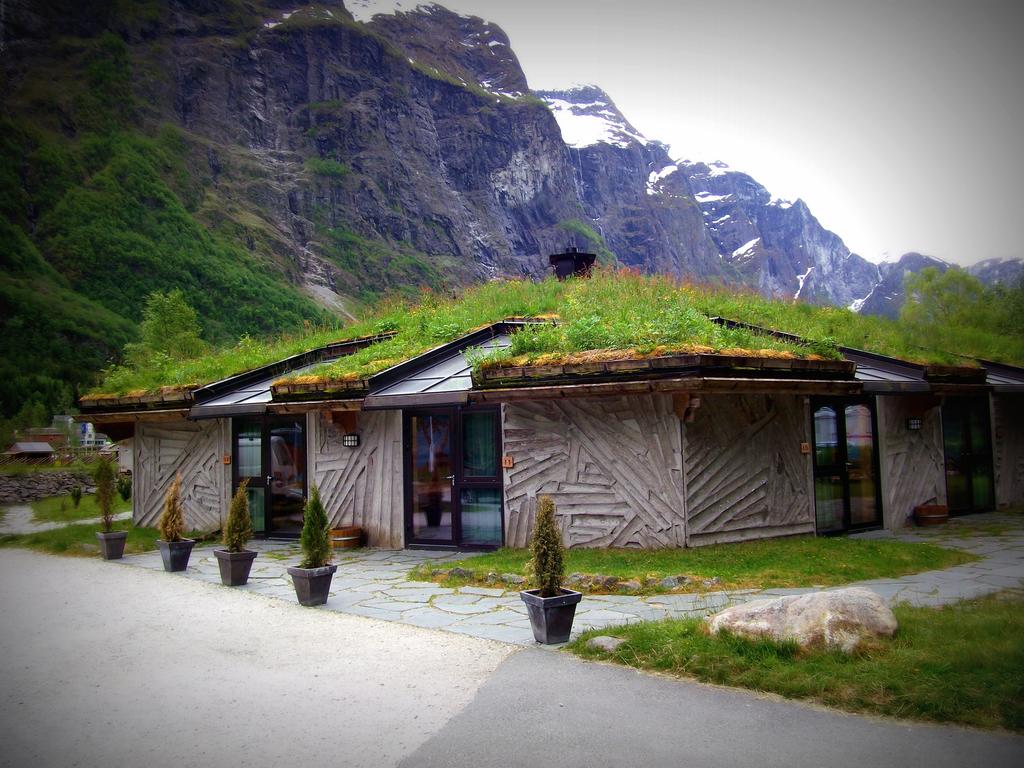 Gudvangen Fjordtell and Apartments