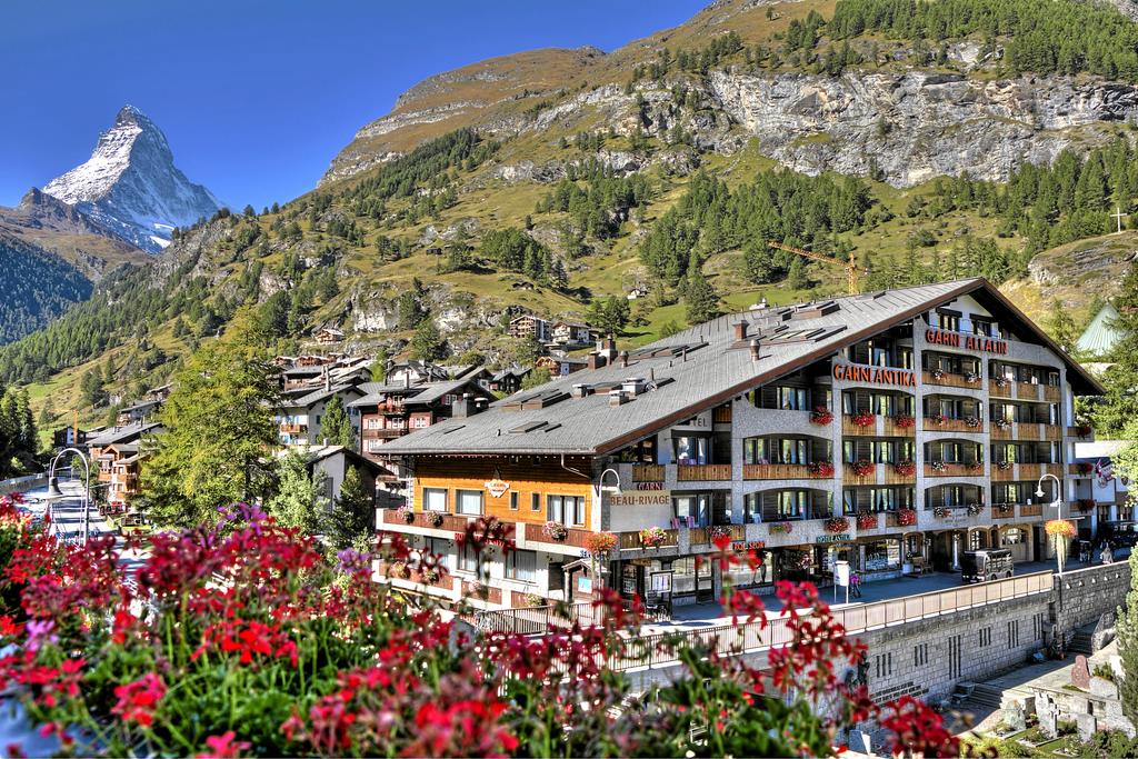 Swiss Alpine Hotel Allalin