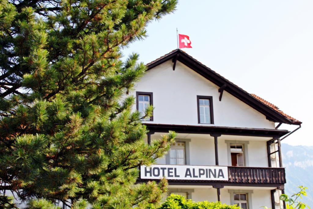 Hotel Alpina