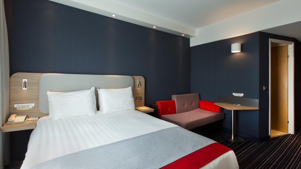 Express by Holiday Inn Airport Geneva