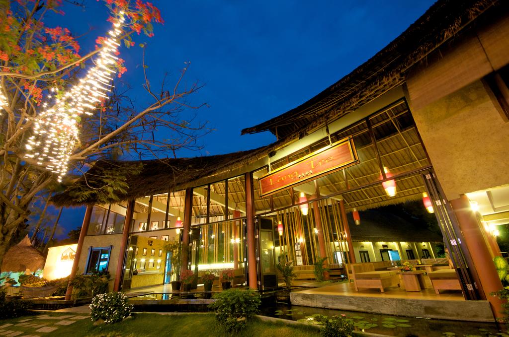 Bamboo Village Resort