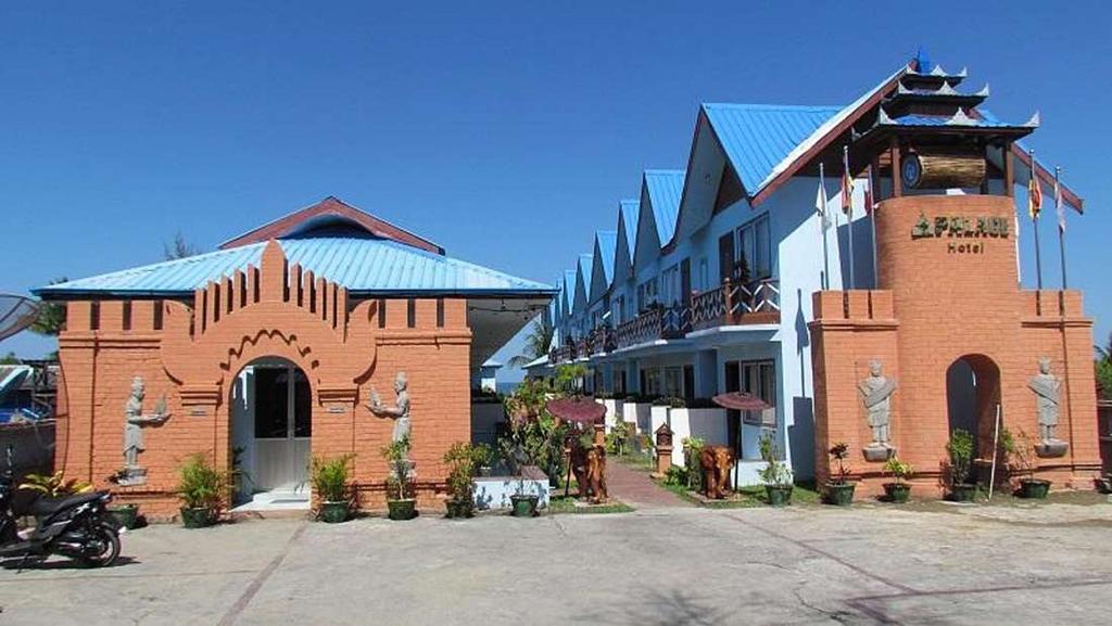 Kyauk Phyu Palace Hotel