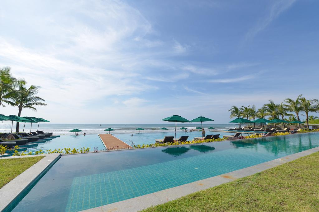 Ngwe Saung Yacht Club and Resort