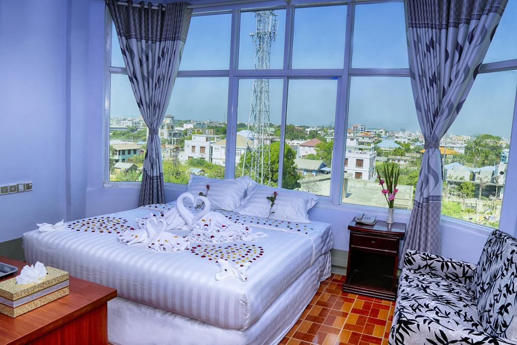 Shwe Hnin Si Hotel