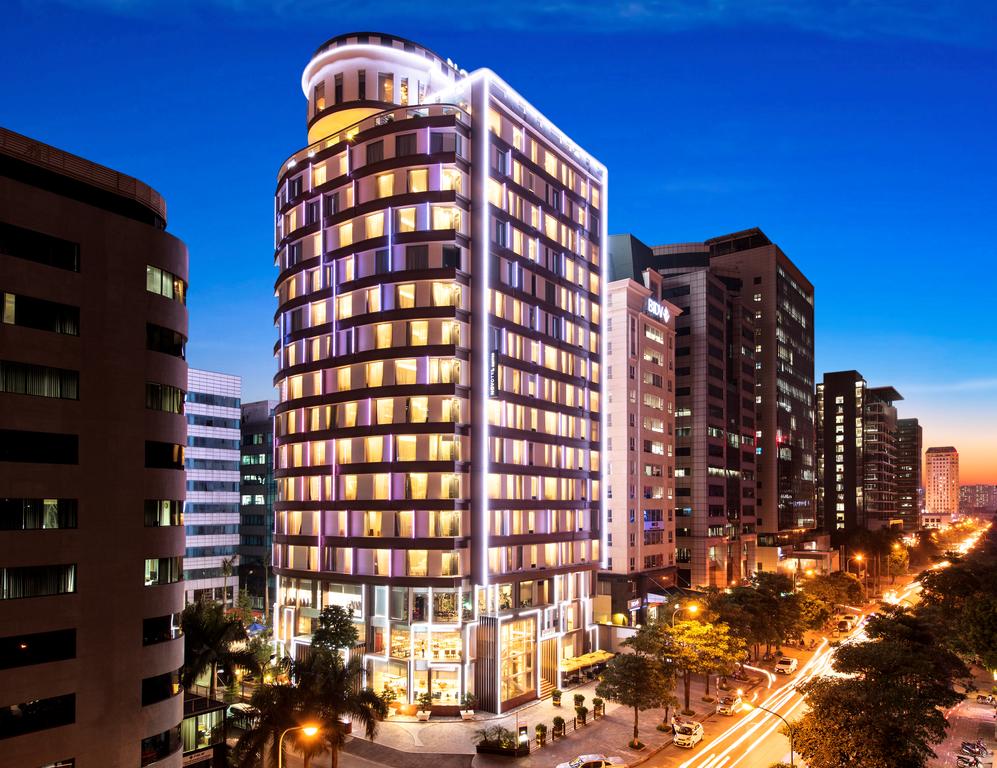 Novotel Suites Hanoi