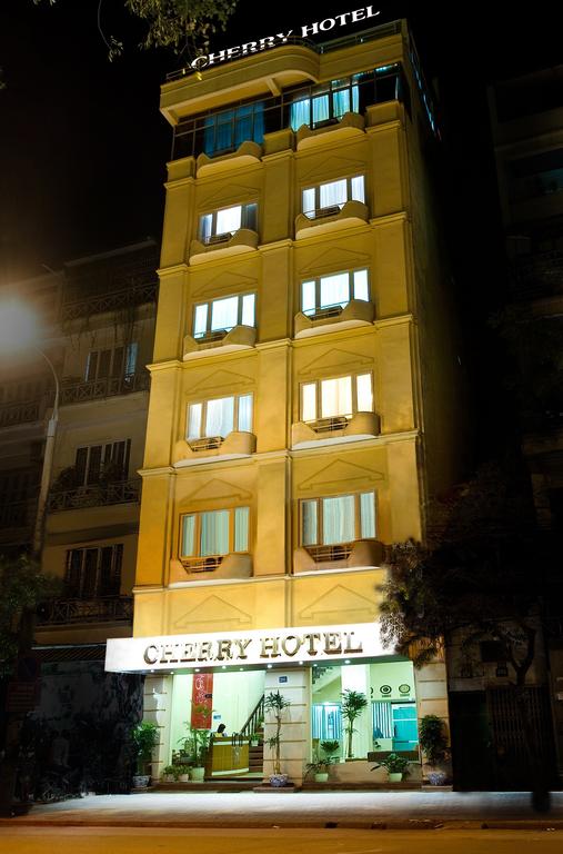 Cherry Hotel 2