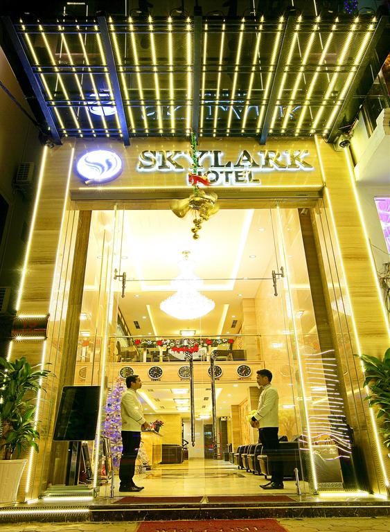 Skylark Hotel