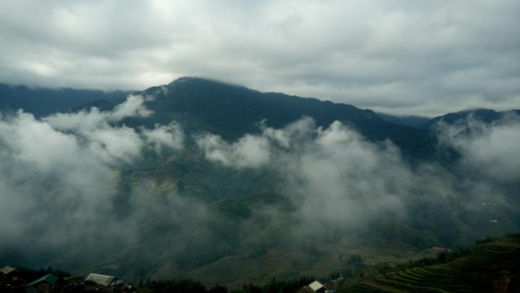 Black Hmong View Hotel