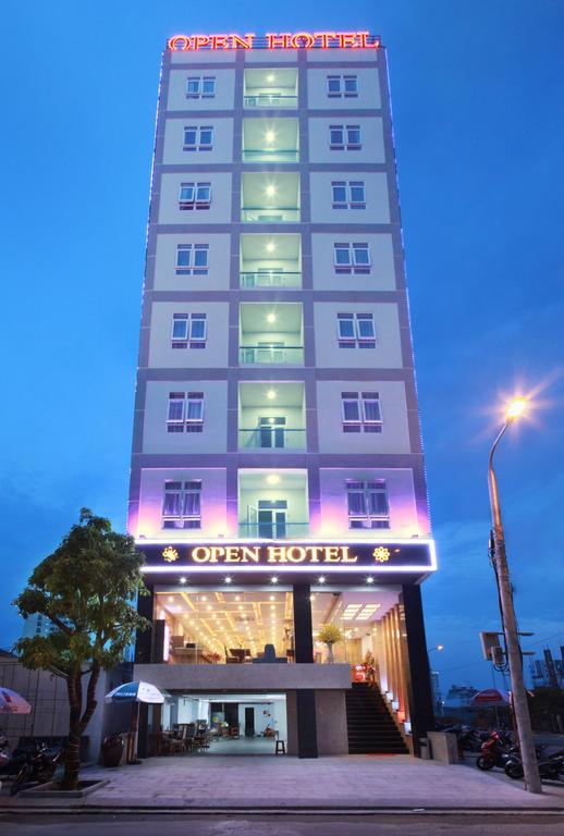 Open Hotel