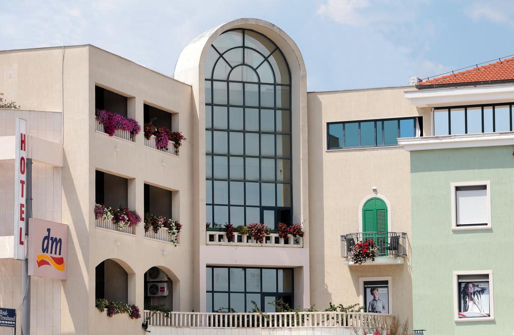 Aparthotel Bellevue Trogir