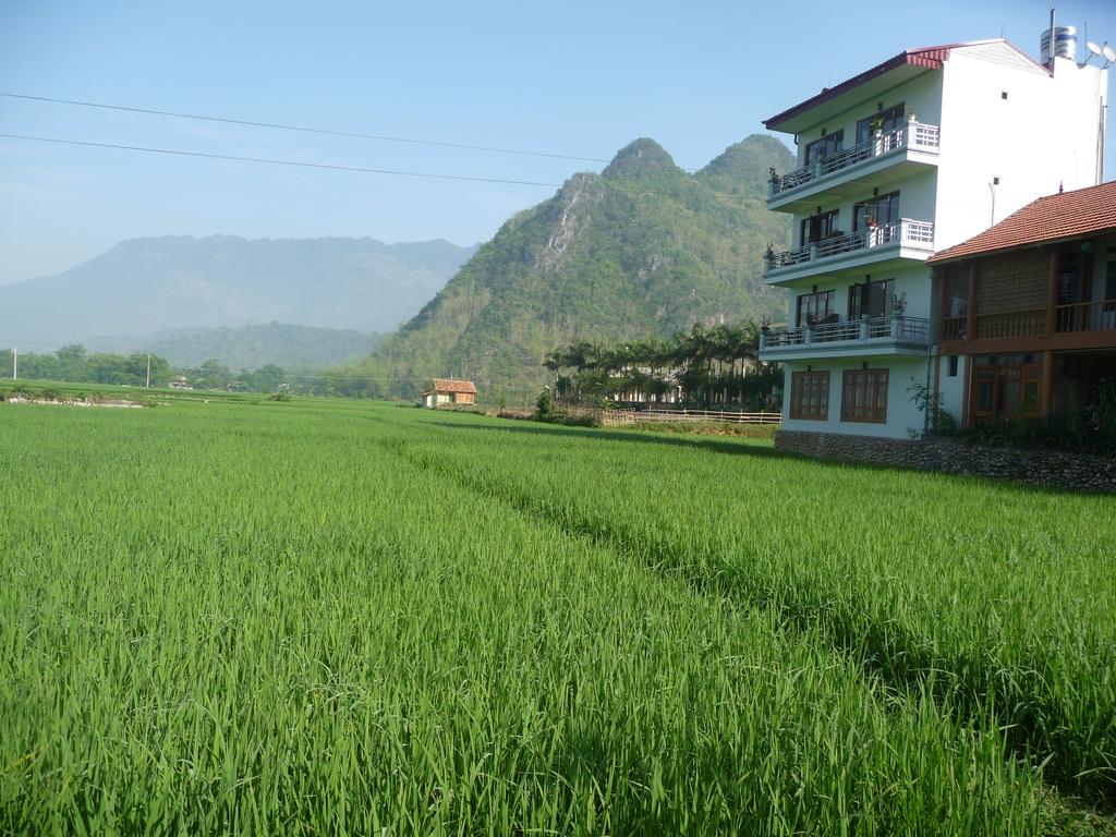 Mai Chau Valley View Hotel