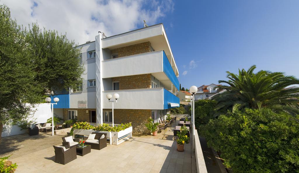 Aparthotel Pharia